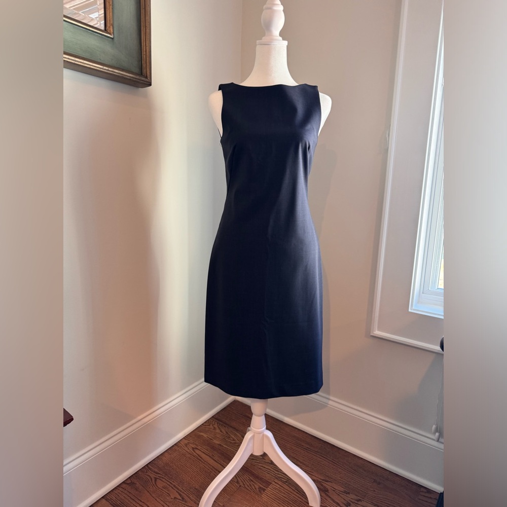 Theory shift dress, bateau neck, enclosed back zipper